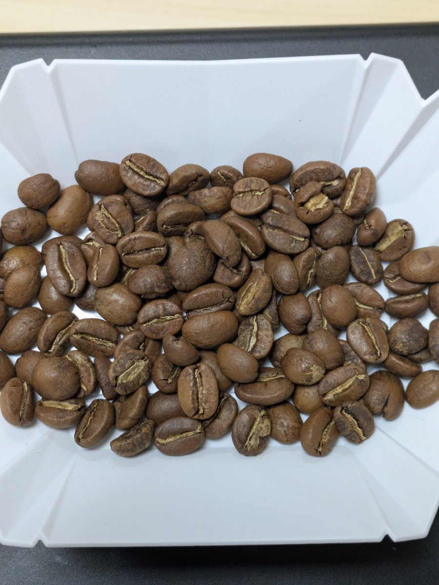 marumotsu313's tweet image. ブリタ浄水、C60 35クリック、Graycano(4:6メソッド)で淹れました。

軽やかなリンゴの風味とブラウンシュガーの甘さが心地良い。
冷めてくると華やかさを感じて、より綺麗で甘くなりました！美味しかったです。ごちそうさまでした!
#NODE
#PostCoffee