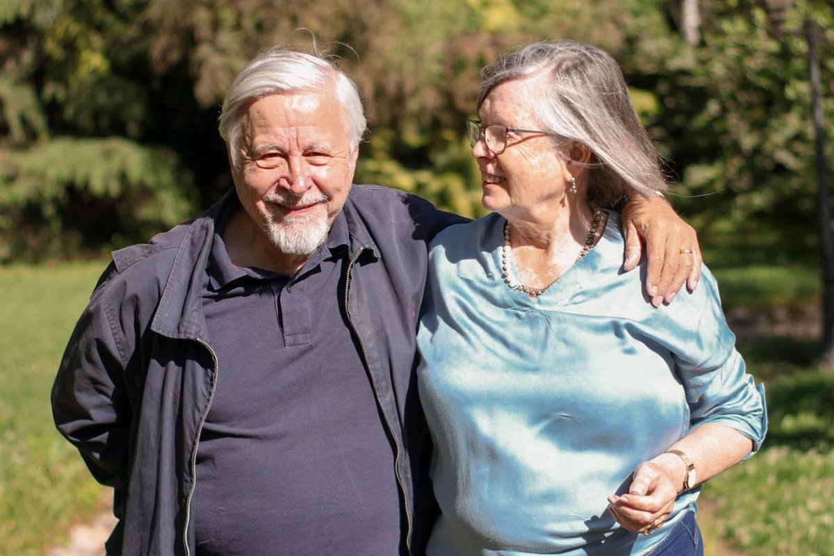 RobertoCeledonF's tweet image. Un 15 de noviembre de 1973, hace 52 años le escribí mi primera carta a Mercedes.

Ambos detenidos y sometidos a Consejo de Guerra, el que inicialmente sería en diciembre de ese mismo año, pero que fue aplazándose hasta a fines de noviembre de 1974. La escribí en un papel confort…