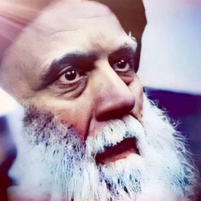 إنَّ هناك قانوناً إلهيّاً كونيّاً عامّاً نافذ المفعول في جميع مراحل التاريخ، ألا وهو فوز الإيمان على الضلال، والعقيدة على الشكّ، والعزم على التردّد.

✍️الشهيد السعيد السيد محمد الصدر قدس سره.