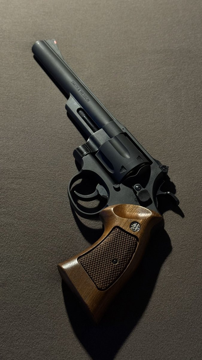 q33750's tweet photo. マルシン工業　S&amp;W M29 6.5in

＃サバゲーマーさんと繋がりたい 
＃サバゲー https://t.co/Av5sqWLxfh