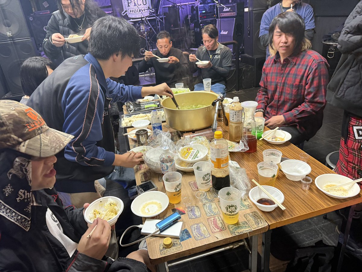 【THE SOUND JAPAN BUZZ TOUR 2025】
初日足利SOUND HOUSE PICO無事終了。いいツアーの幕開けでした！👍

#thesoundkorea #thesoundjapanbuzztour #koreanband #rock #punk #band #japantour #韓国 #バンド #ロック #パンク #音楽
<a href="/thesound_dsnd/">THE SOUND - (더 사운드)</a>
