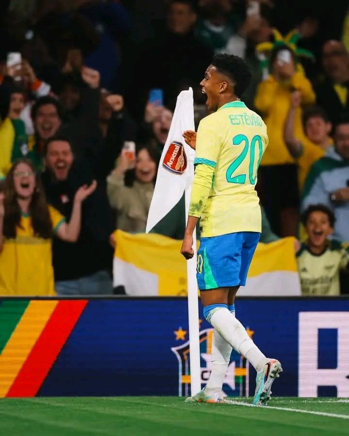 Can you imagine—Estevao scores at Emirates before Madueke 🤣