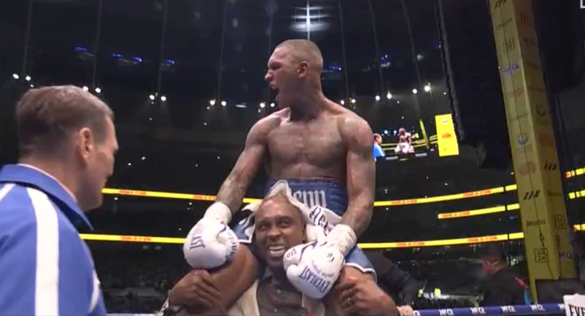 damienfarronMMA's tweet image. He took that Eubank loss to heart and used it to become a world beater. Bravo Conor Benn, what an absolute masterclass you put on tonight against a much bigger man. #EubankBenn2