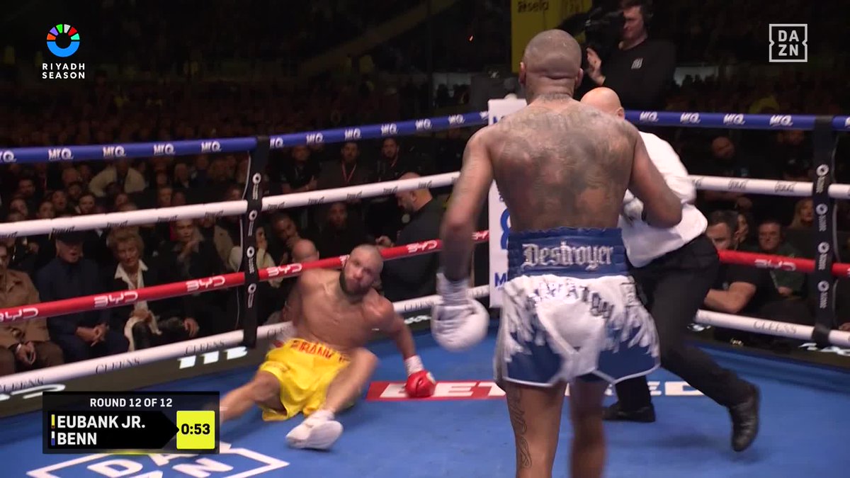 Conor Benn DROPS Chris Eubank Jr. in the last round!!! 😱😱

🎟️ Buy Eubank vs Benn 2 NOW HERE --> DAZN.com

#EubankBenn2 | Live NOW▪️