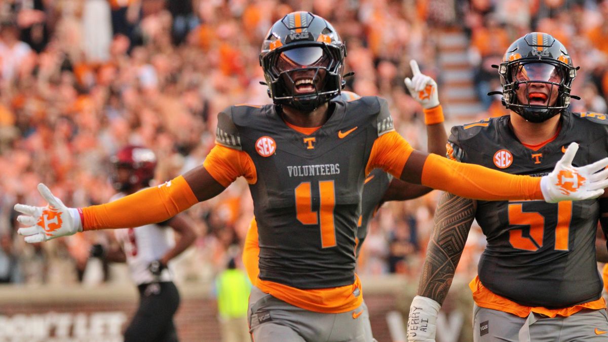 Tennessee football Volunteer Spirit Smokey Grey uniform photos volswire.usatoday.com/picture-galler…