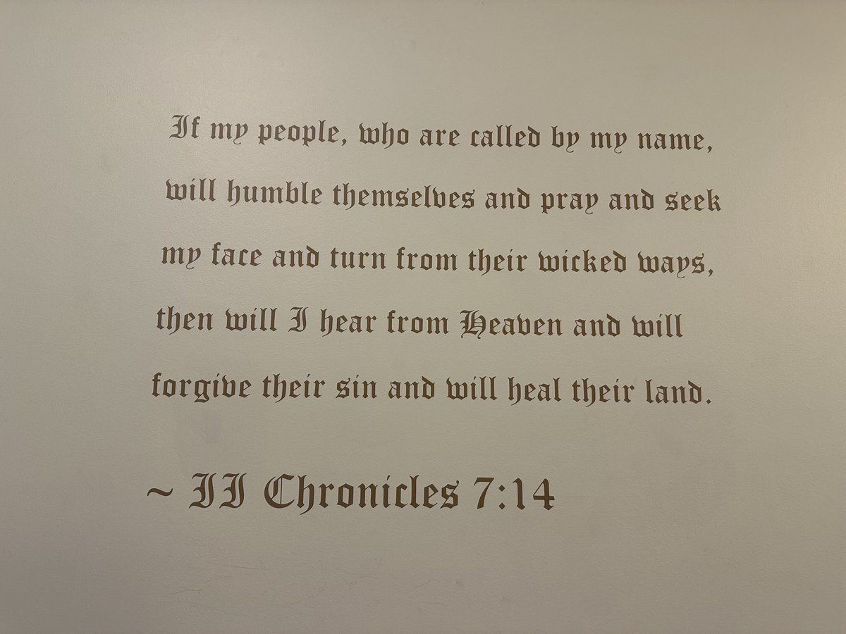 Scott Walker tweet media