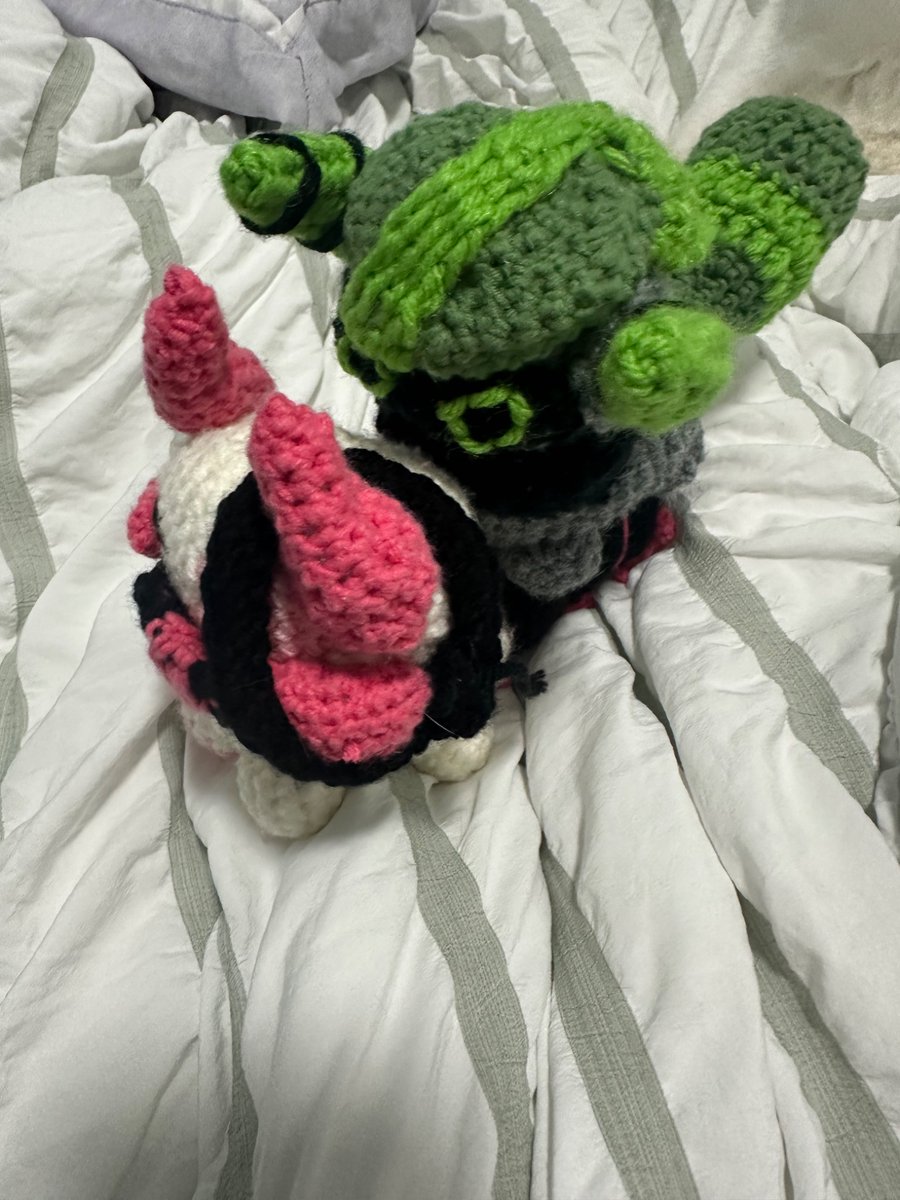 Vicky16239608's tweet image. Nature is beautiful… #boomspace
#medbox 
Ps my cat was biting me while I’m taking this