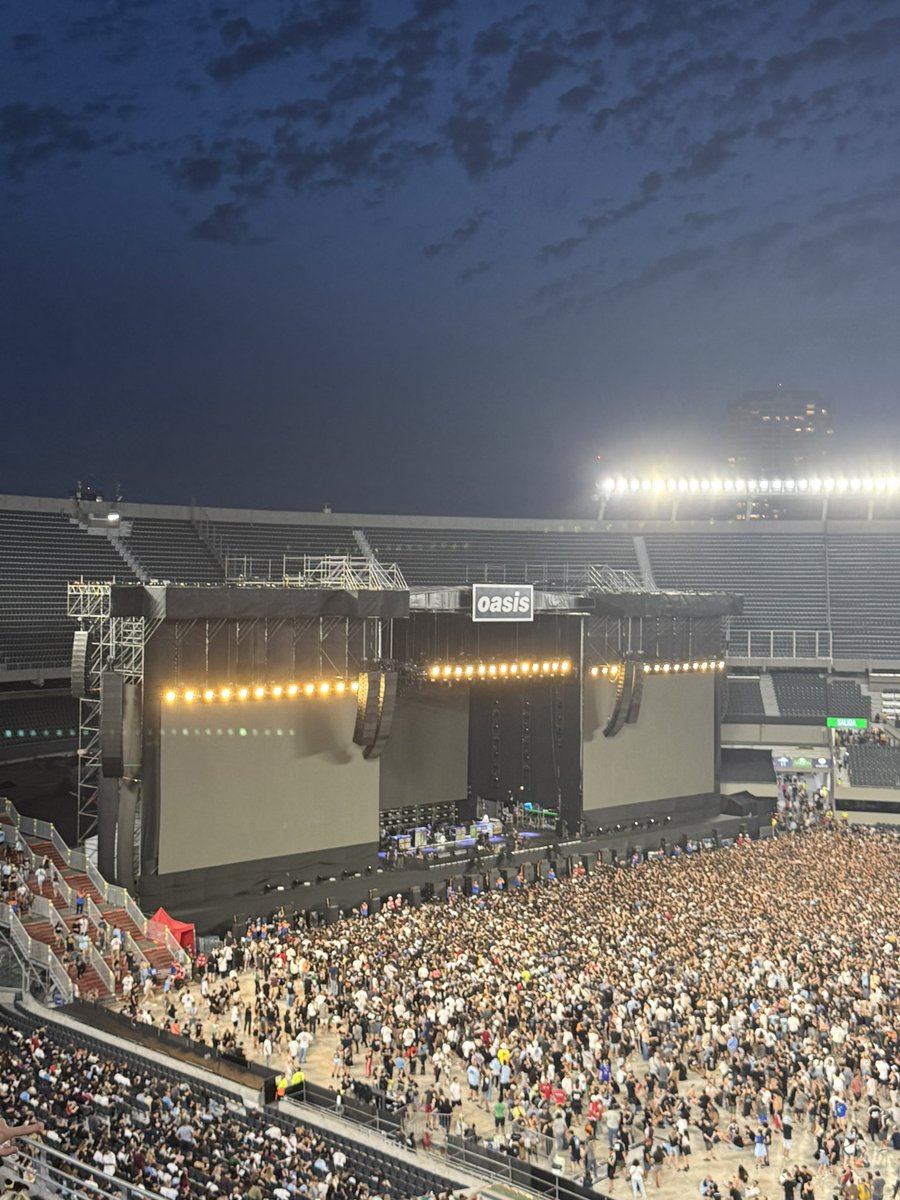 #oasislive25 we made it 🇦🇷