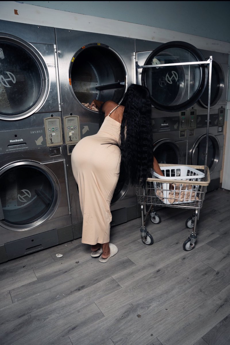 __babyco's tweet image. wifey duties in our “Mrs.” Night slip now available on our site 🤍 XS-XL sleepbycoco.com

#sleepwear #pajamas