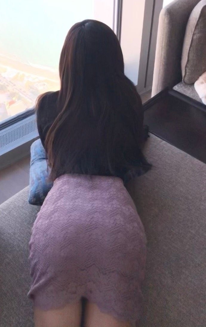 lovelywhiteex's tweet photo. 只要你来，今晚我不会��绝 https://t.co/HEH0V1dkqX