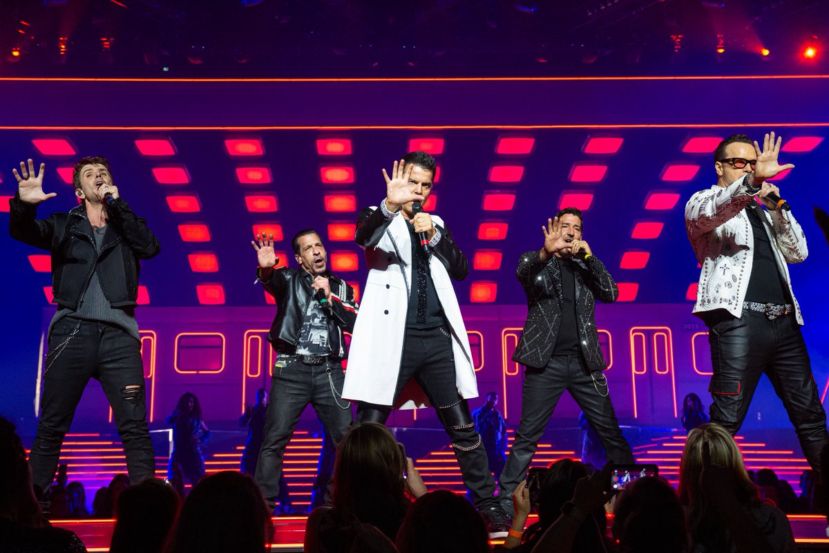 New Kids on the Block tweet media