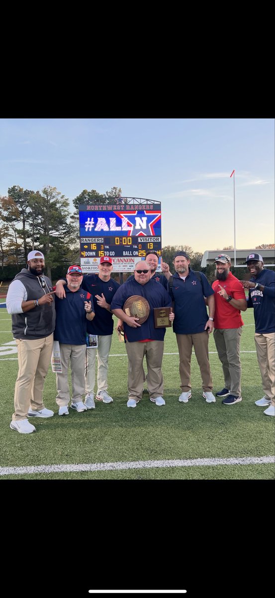 LETS GO!!!!!!!!  State Champs 💍💍💍💍#RangGang <a href="/NWCC_Football/">Northwest Football</a>