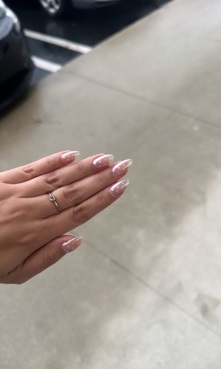 sondraa's tweet image. Perfect nails to scratch someone’s sons back with