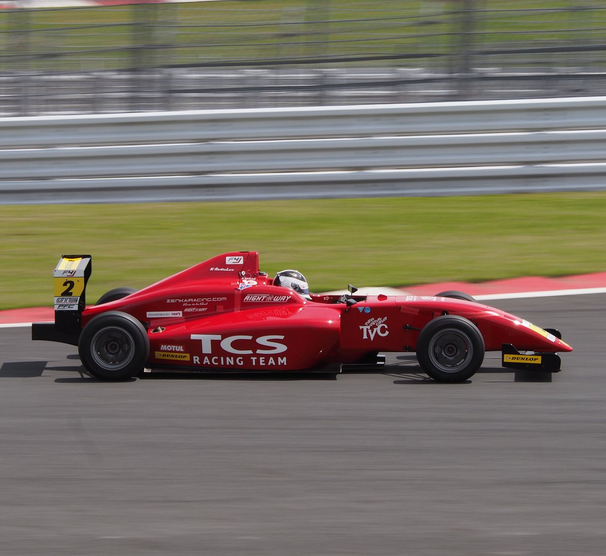 ne2_toshi_2's tweet photo. 2019 FIA-F4 Japanese Championship
Round 3, 4 Fuji Speedway
Independent Cup
TEAM RIGHT WAY
#2 TCS Racing Team
仲尾 恵史 選手
#FIAF4
#富士スピードウェイ
#TEAMRIGHTWAY
#仲尾恵史 https://t.co/TPkxc93Zfd