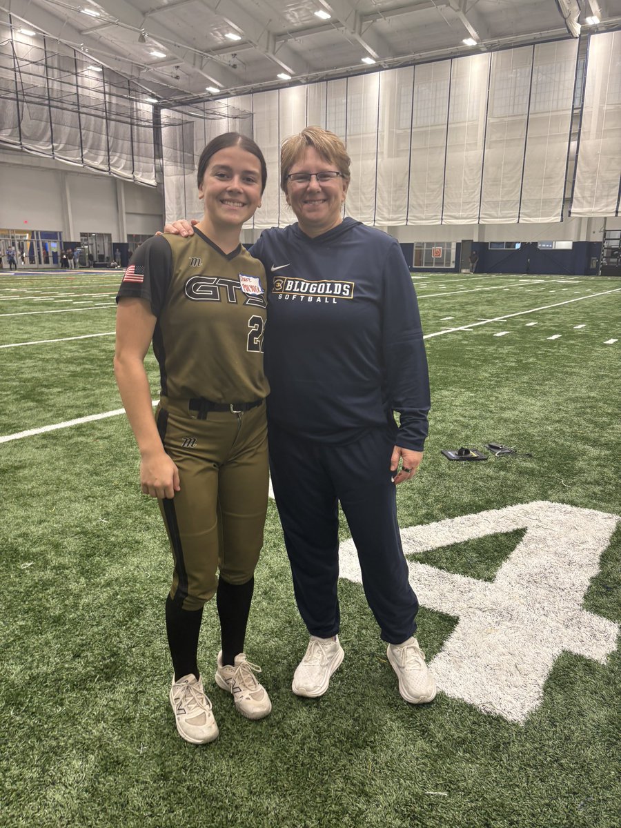 claire_polyock's tweet photo. I had a blast at the Eau Claire Prospect camp!! I enjoyed meeting the players and coaches. Thank you @BlugoldCoachH and @place_abbey72 for an amazing camp! https://t.co/BW1TbiAdhy