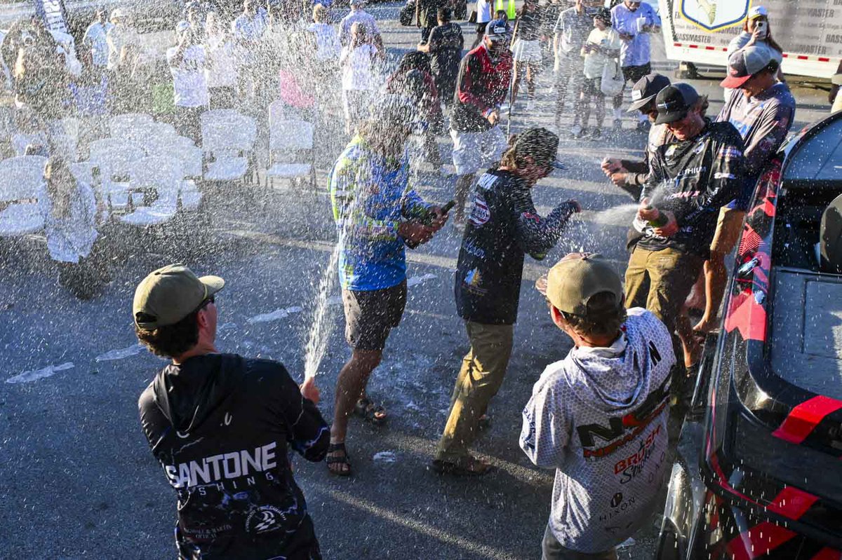 bassmaster's tweet photo. New and familiar faces are joining the Elite ranks in 2026 π
Fisher Anaya
Russ Lane
Aaron Jagdfeld
Austin Cranford
Sam Hanggi
Matt Messer
Caleb Hudson
Tristan McCormick
Pake South
Brock Reinkemeyer
πΈ Grant Moxley / Andy Crawford
#bass #bassmaster #BassEQ #bassfishing #BassElite