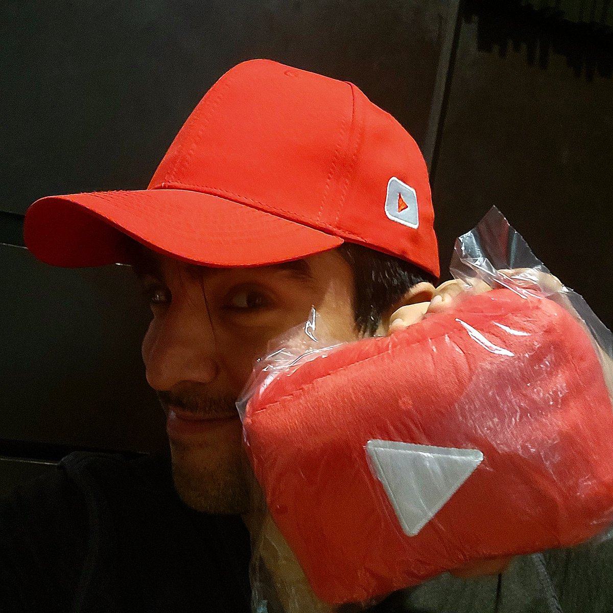 Felicidades <a href="/YouTubeMexico/">YouTube México</a> por tus 20 años 🎉🥳 nunca imaginé que terminaría siendo Youtuber y tener esta vida tan bonita gracias a todos ustedes mis Subs 🥲🙏🏻 cuál es tu vídeo favorito del canal? 👀 #Youtube #Youtuber #creatorcollective