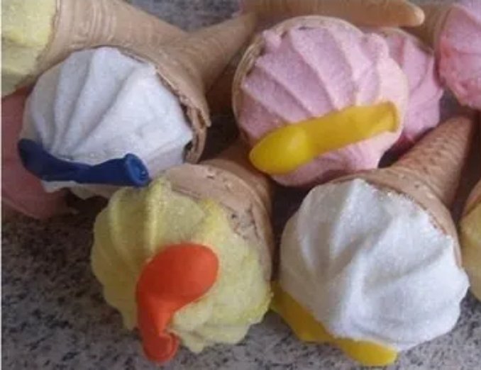 Tentando explicar pro meu marido Pernambucano o que é sorvete seco.
Do que é feito isso?
😬