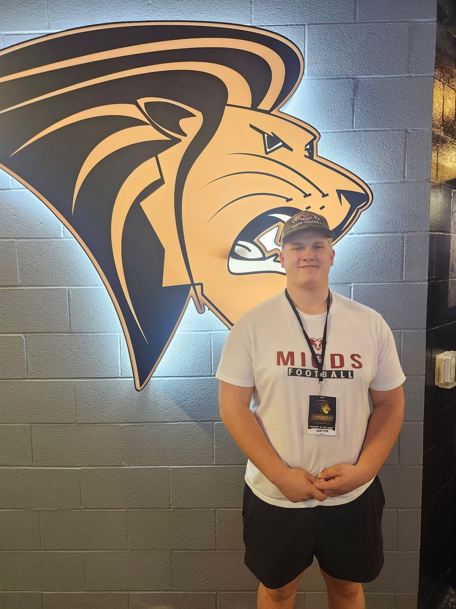 CalebEOtten's tweet image. Had an amazing game day @LindenwoodFB and loved the facilities and coaching stafff. Thank you @Coach_HHarris, @Baldwin_CoachBB, and @stugfb for great time.   @Coach_M_Irvin @MICDSfootball @BouchardFred @CoachLuke6 @nmenneke77 @Raybarnes686gm1 @JPRockMO @coachgoldberg1…