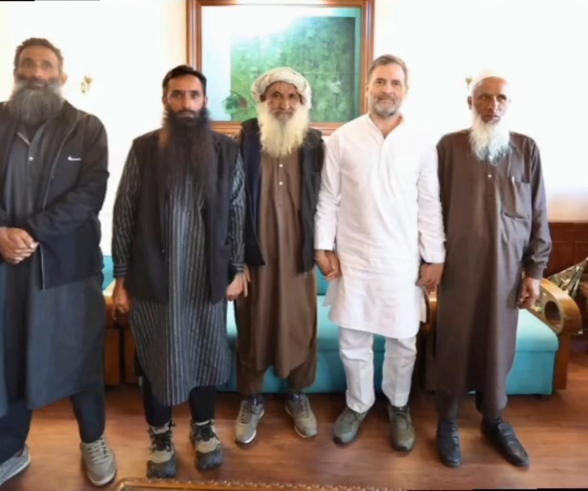 AkbMs1's tweet image. The #Pappu evèry Indian knows! 😁😄😆