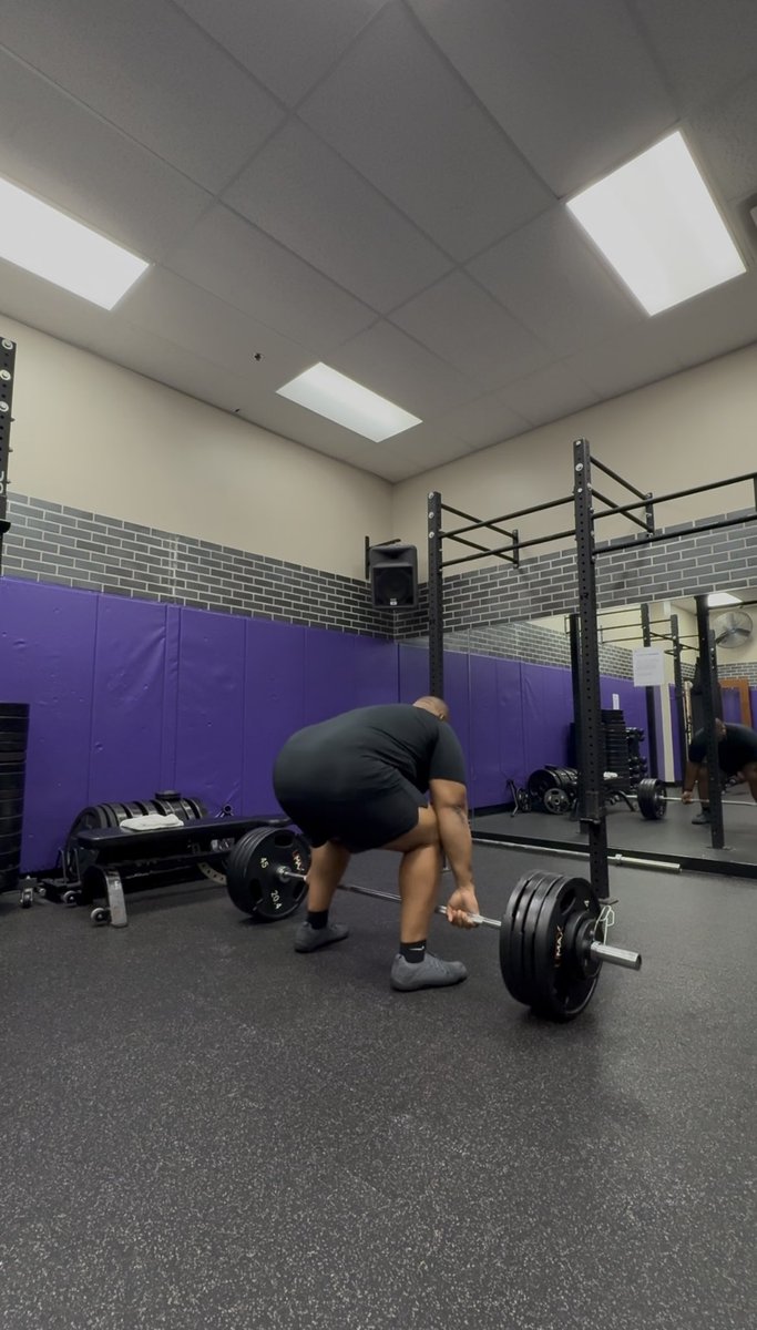 JWRJrSP's tweet image. It’s a work in progress… 📈 I’ll get there one day.. ⏳🏋🏽‍♂️ I’m still a big boy though 🙃🥲💪🏽