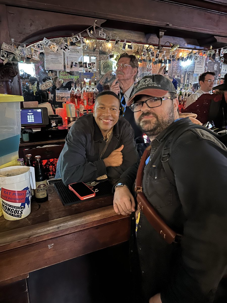 BioWagon's tweet photo. I was lucky enough to meet @waltongogginsbonafide  and @aaroncmoten !!!! They are such amazing people and so nice!! Thank you both!
@falloutonprime @bethesda @fallout #fallout #goodsprings https://t.co/OlsnO8BD3I