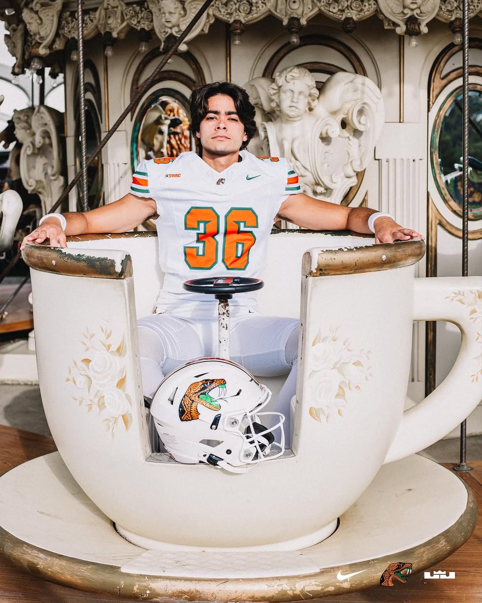 nocontextunis's tweet image. 