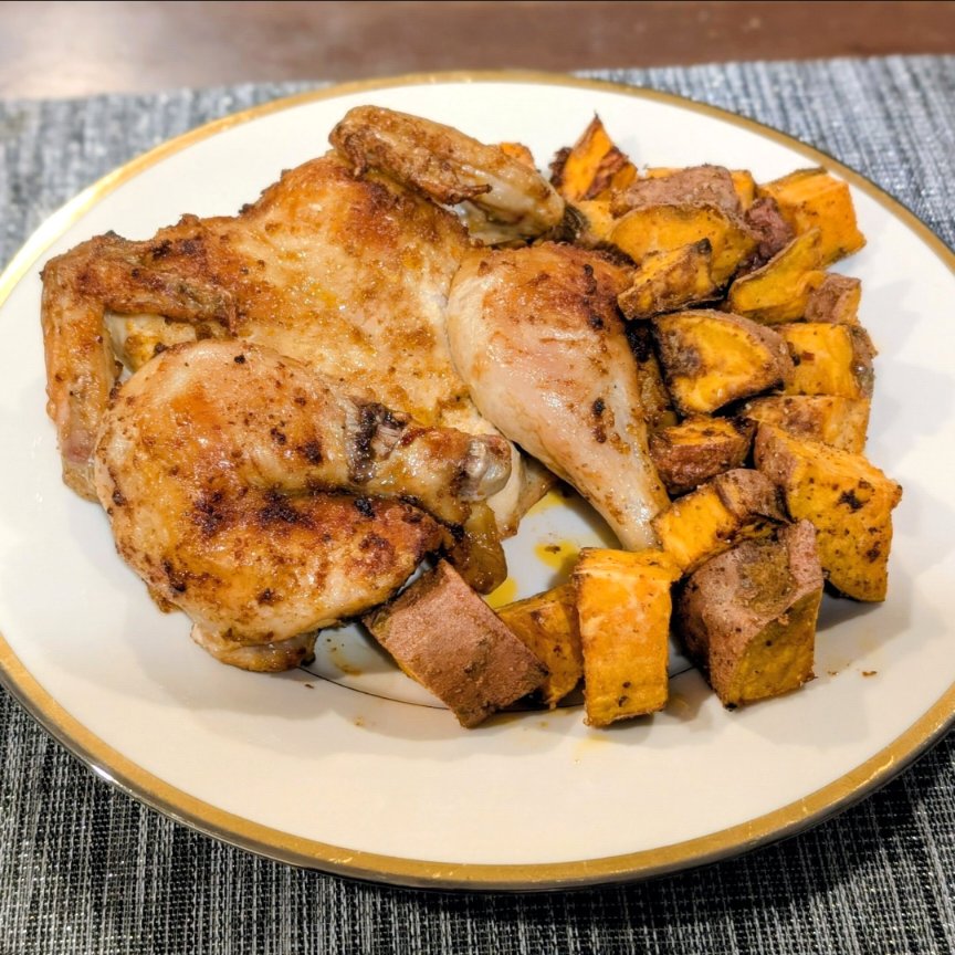 Phoenix0317's tweet image. A decadent night of Roasted Cornish Hen and Sweet Potatoes 
#cheflife #chefathome #chefstable #chefmode #homecook #homechef #homecooking #mykitchen #myhappyplace #goodeats #tasty #sogood #blessed #happiness