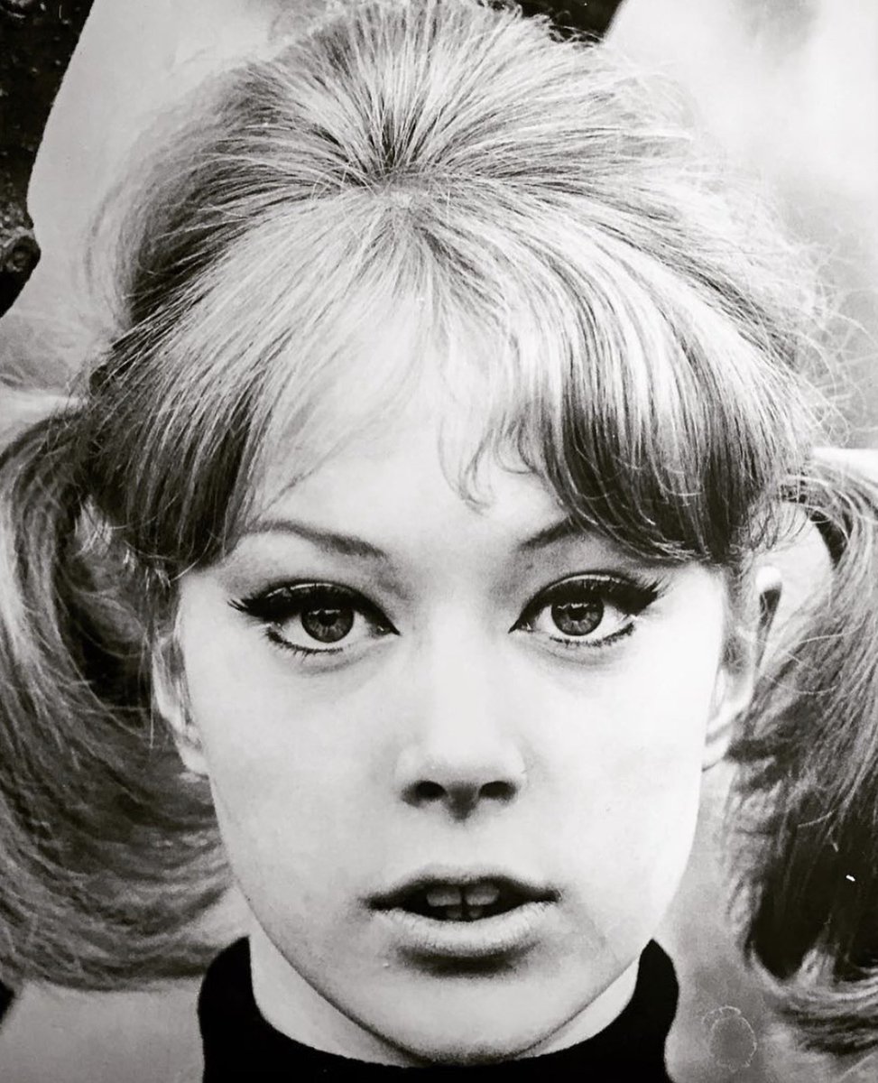 groovyboyd's tweet image. Pattie Boyd ♡