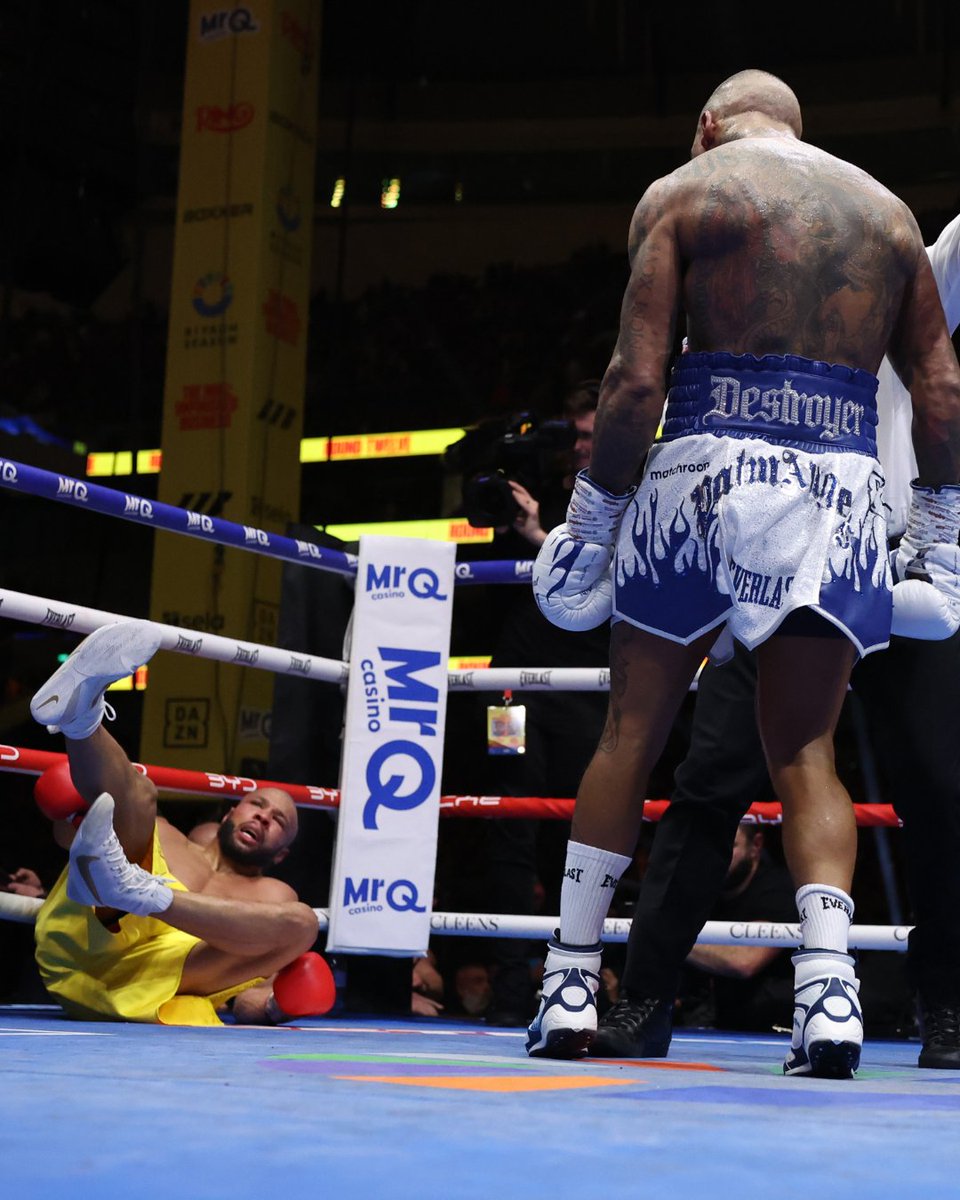 Everlast tweet media