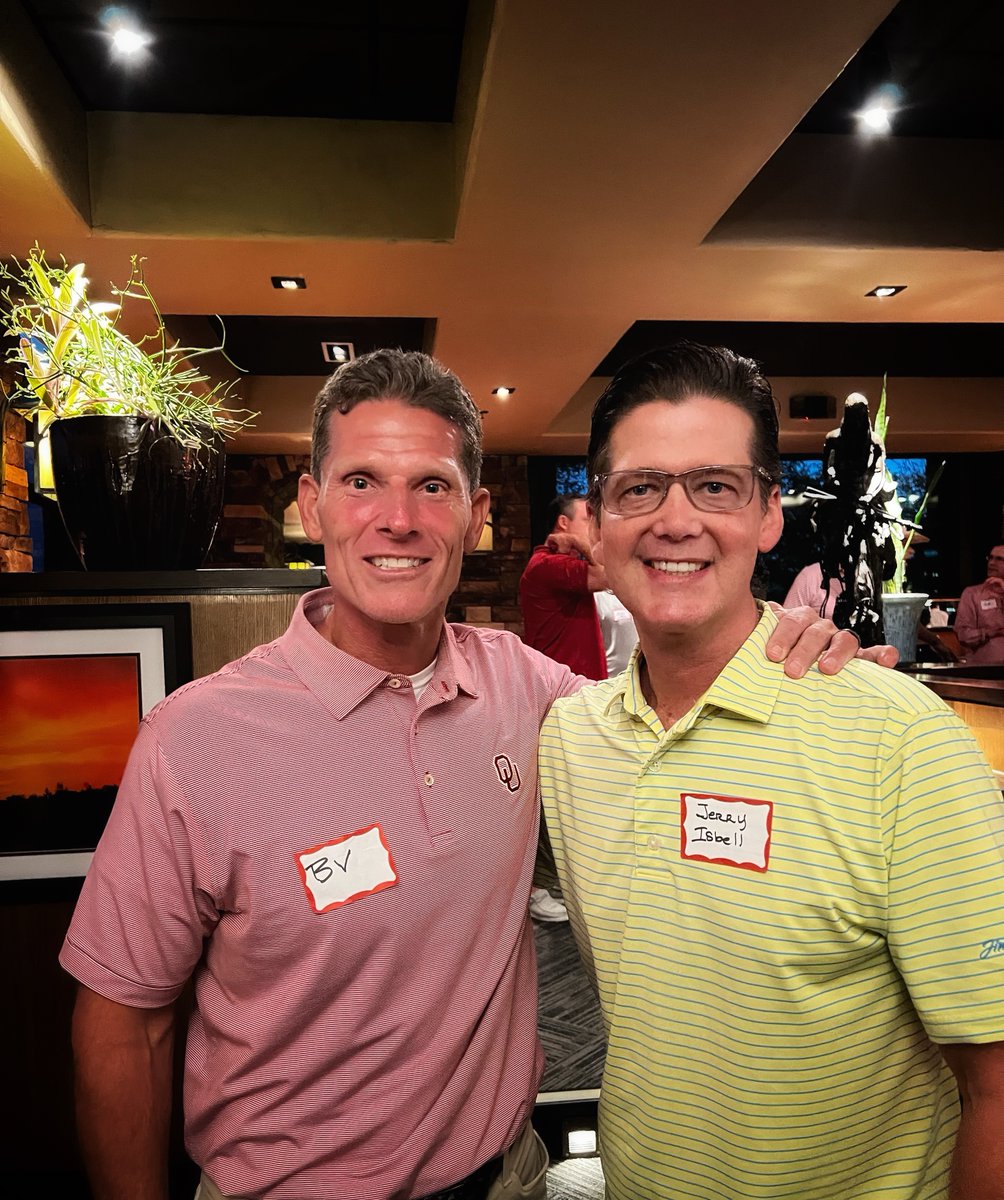 BeaversBend's tweet image. That's my #sooners coach! How about that defense! @CoachVenables #OUAlumni