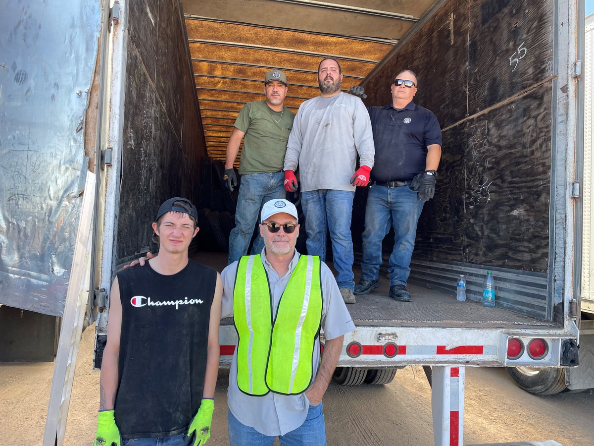 kevinsparkstx's tweet image. It’s Keep Texas Beautiful Day!  

Hundreds of volunteers across the Permian Basin are out today picking up trash, tires, and debris to help keep our communities clean. A huge thank-you to our local officials and the incredible volunteer organizations coordinating this effort.