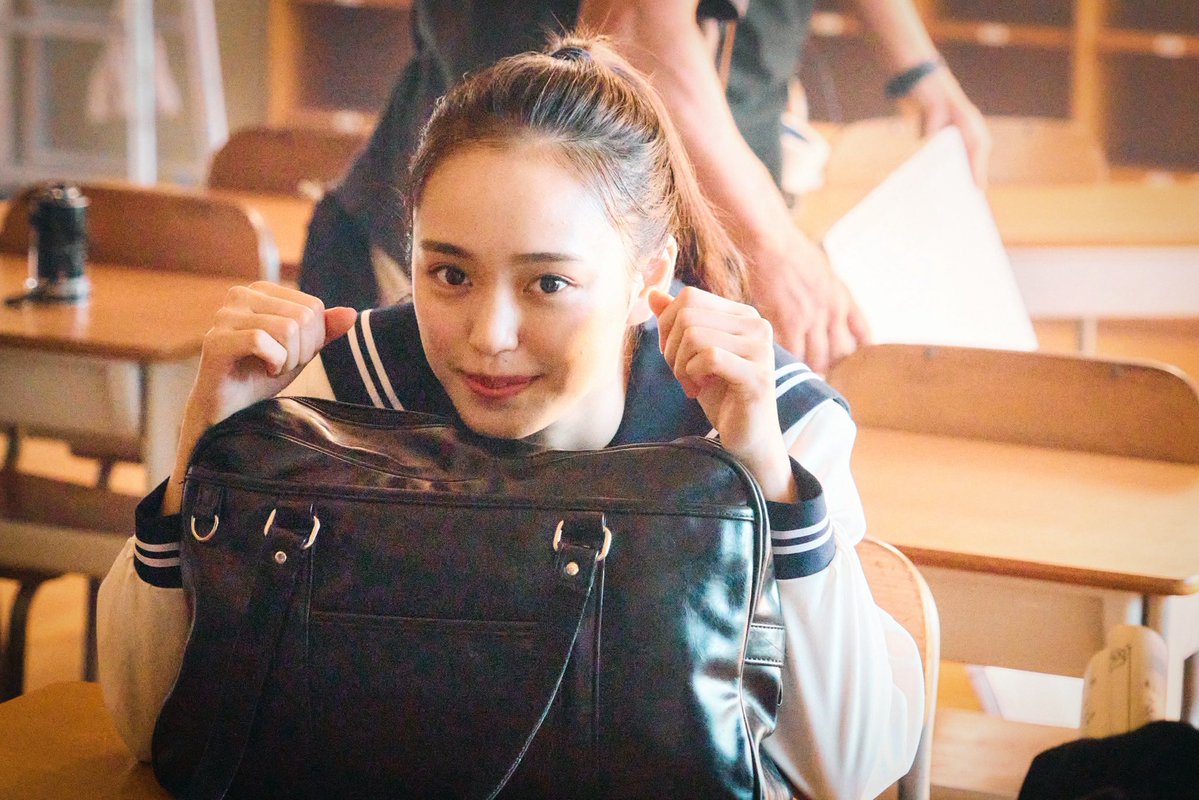 ╭━━━━━╮
 🩵 𝐨𝐟𝐟 𝐬𝐡𝐨𝐭
╰━━ｖ━━╯

やり切ったとは言えない恋だった───

今夜放送の第𝟔話で
蒼と沙知の恋模様が明かされる🍹🤍

#山下幸輝 #WILDBLUE #大塚萌香 
＿＿＿＿＿＿＿＿＿＿＿＿＿＿＿＿＿＿

#すべての恋が終わるとしても
第𝟔話 今日よる𝟏𝟎時𝟑𝟎分

第𝟓話