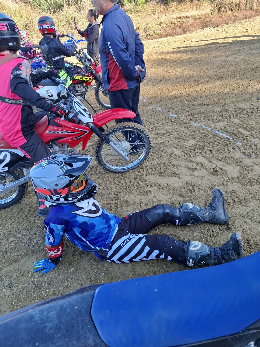 もうレース始まりますけど？