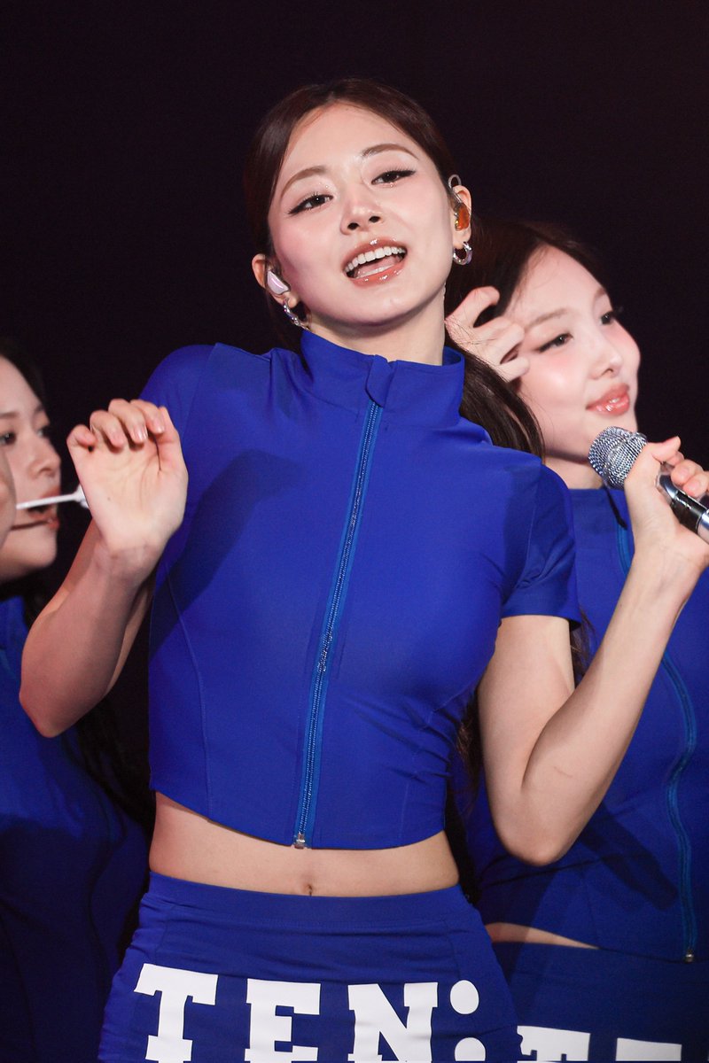 kpop_data_set's tweet image. 251018 Tzuyu 🫠🫠

Purchase full album 2100 pics ganknow.com/services/71626…

#10VE_UNIVERSE #TWICE_10th_Anniversary 
#TZUYU #子瑜 #쯔위 #ツウィ #จื่อวี #TWICE