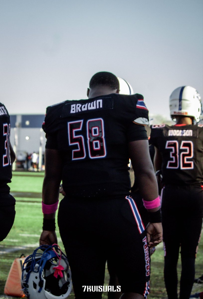 Blessed to be able to play my Senior Night and Last Muck Bowl #ThankGod #AlwaysHumble #ForeverGrateful