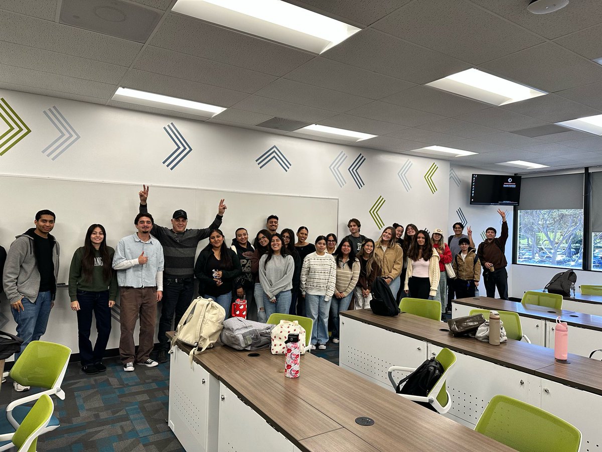 Peter Rafelson tweet media