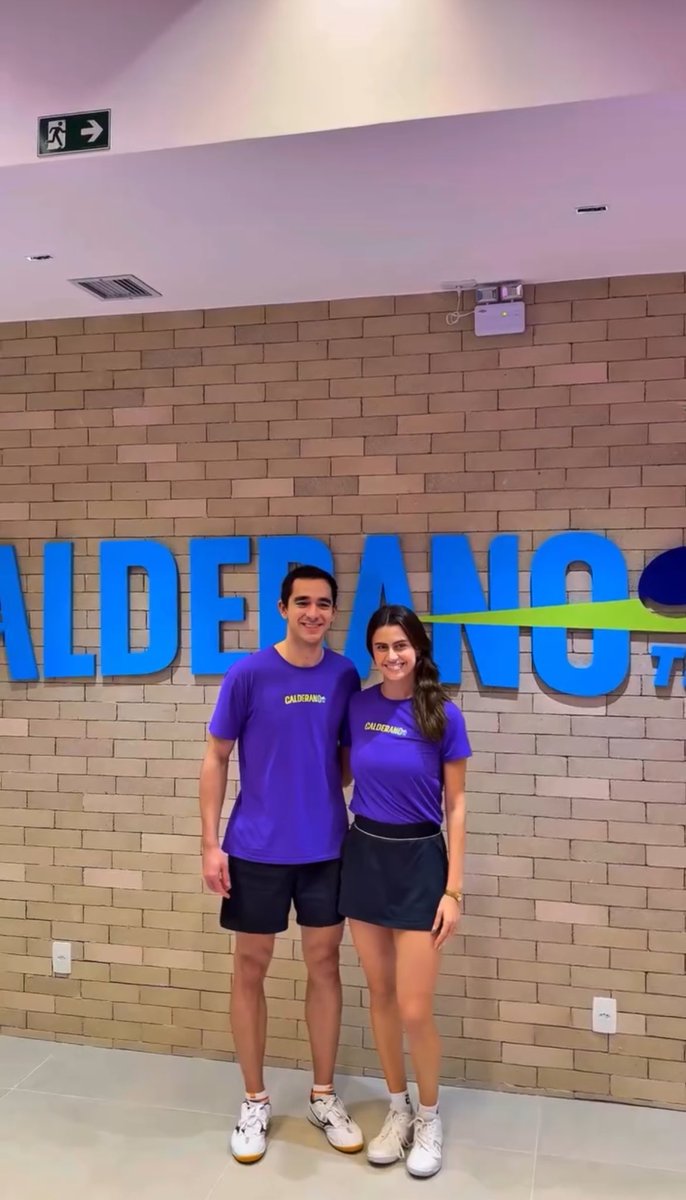 roicameroi's tweet photo. que casal 😭💜

via: IG/calderanotm https://t.co/mUIEkIA4Qk