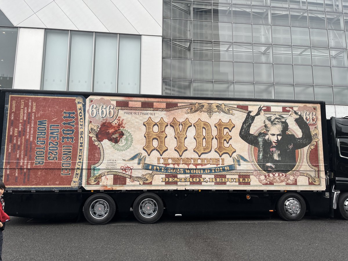 neritaro_'s tweet image. 振り返り
10/18LiveAzumaにてBAND-MAIDの音で初スタジアムを空の彼方までぶち抜き10/22神EP #SCOOOOOP リリース10/24大阪でEP全曲含む圧巻のステージ10/25,26Hydeさん幕張で両ファンの垣根をぶっ壊しその勢いのまま11/1神奈川を滾り散らかした怒涛の半月
残す単独は12/7東京ガーデンシアター
#bandmaid