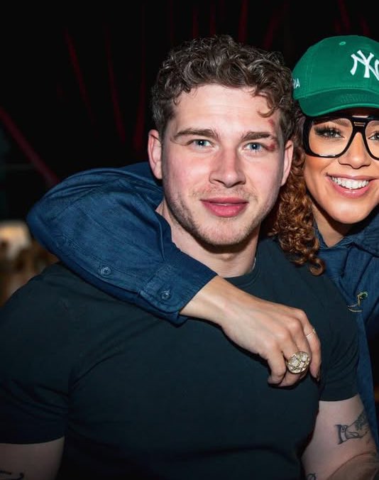 buckitallup's tweet image. #NEEDTHAT #RIGHTNOW