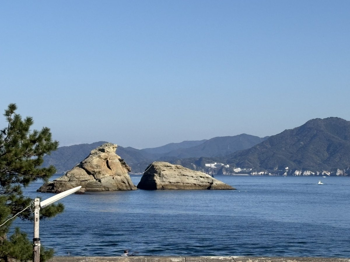 flight00's tweet image. 波もなくて穏やか〜
準備出来たから一本目出発！🤿
#雲見ダイビング
#今日からドライスーツ