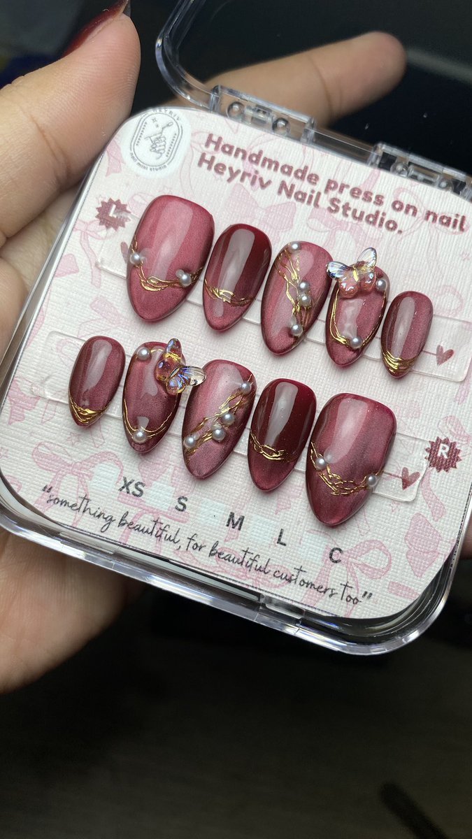 Riva 🐈 - Press on Nails Heyriv 💅🏻 tweet media
