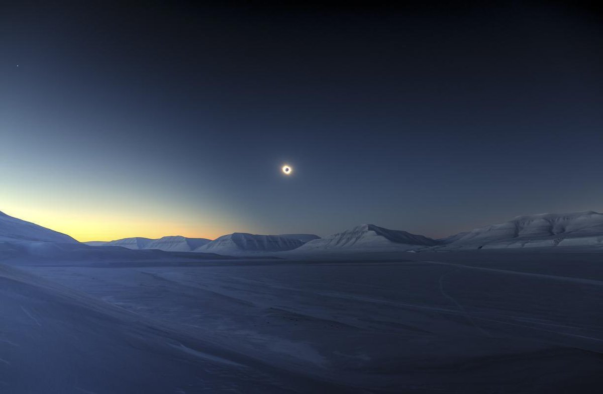 astropics's tweet image. Total solar eclipse over the Arctic