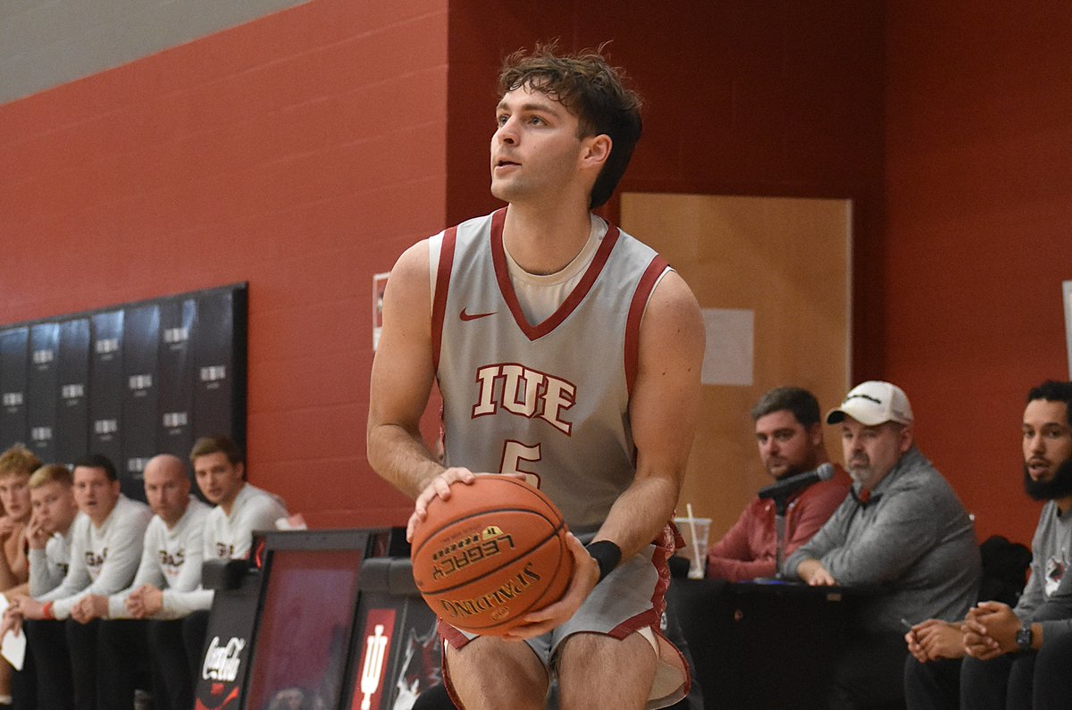 iueredwolves's tweet image. The IU East men&apos;s basketball team picks up road win in Michigan on Saturday, Nov. 15 ... iueredwolves.com/sports/mbkb/20…