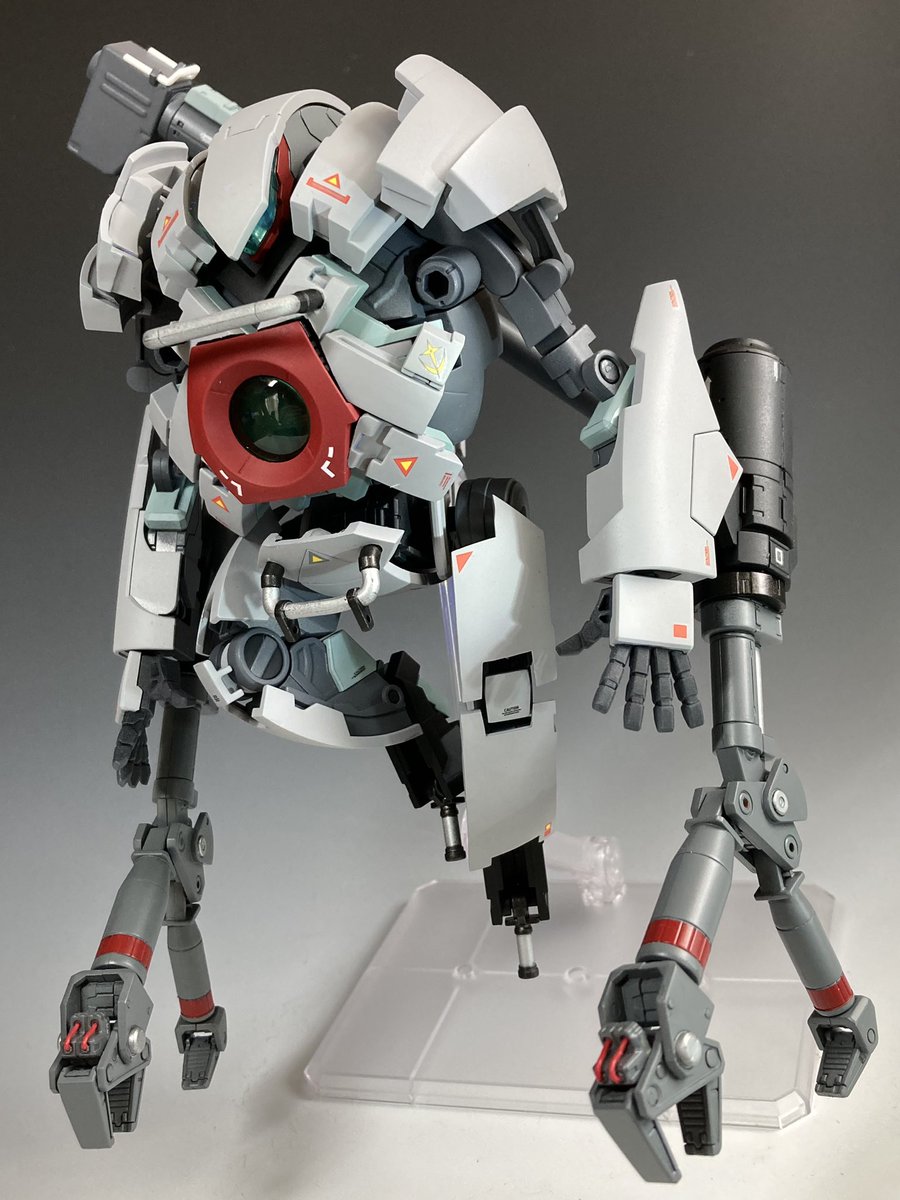 #左がトランスフォームすると右になる