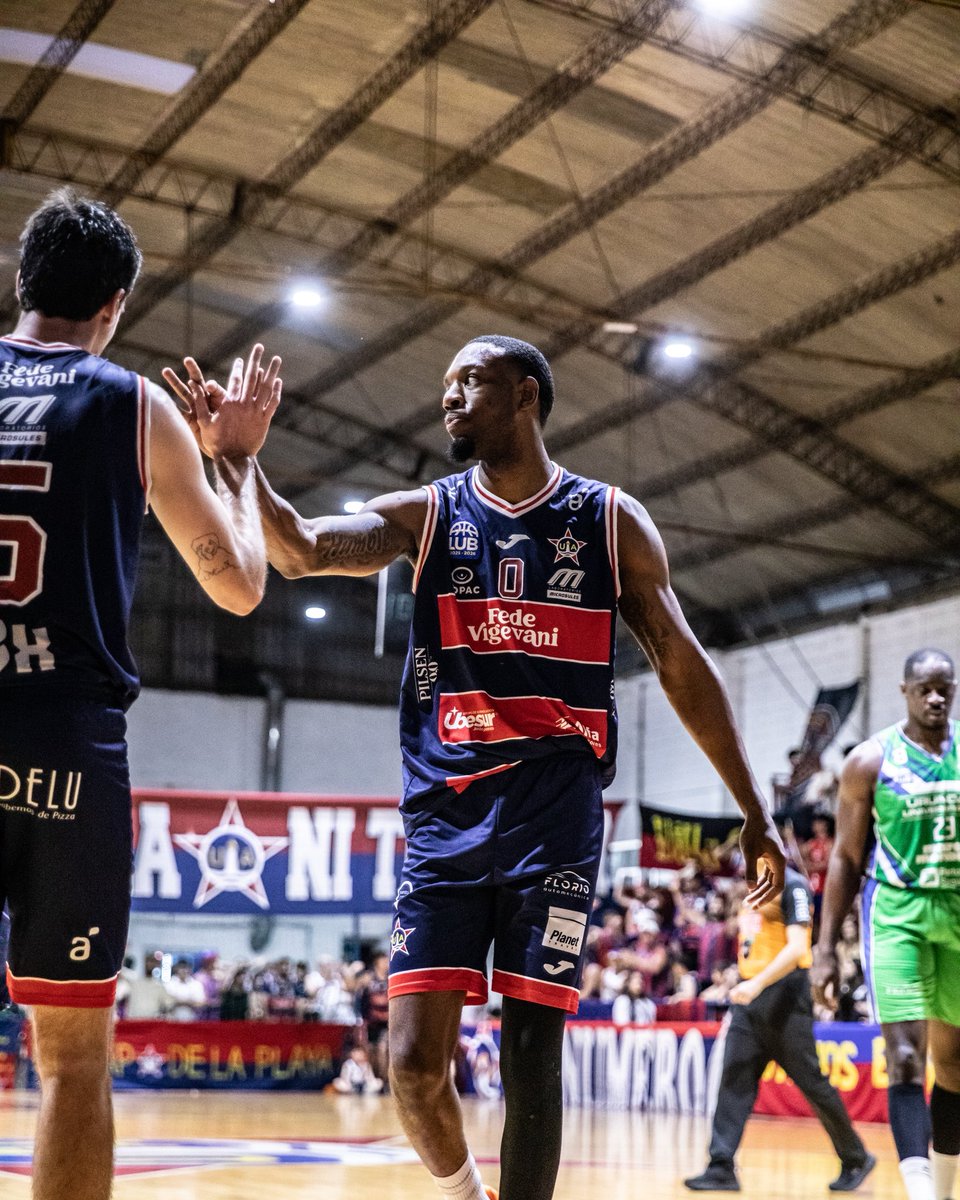 ✊🏼 Último esfuerzo, azulgrana. 

#SomosUA🔵🔴