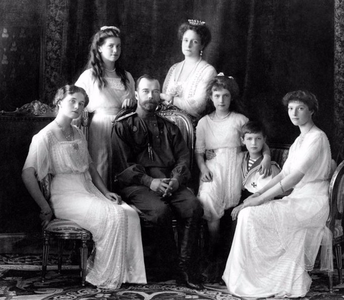 HumbleFlow's tweet image. Never forgive the Bolsheviks for what they did to the Romanov family.