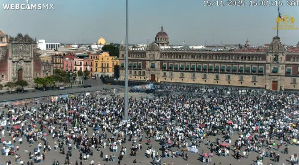 resisres's tweet image. 🚨🇲🇽 BREAKING — MILLIONS OF DOLLARS WASTED ON WEAK ANTI-SHEINBAUM PROTEST IN MEXICO

The protest was sponsored by the usual NGOs tied to U.S. interventionism — like the Atlas Network — and by Salinas Pliego, the recently humiliated billionaire forced to pay his taxes, who spent…