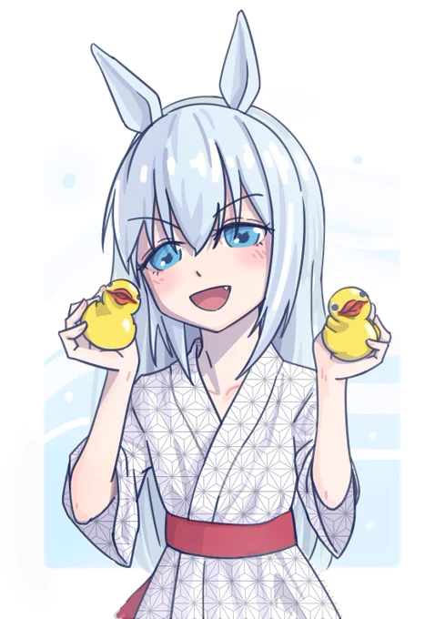 黄色いアヒル持ってるタマちゃん めっちゃかわいいやんな..