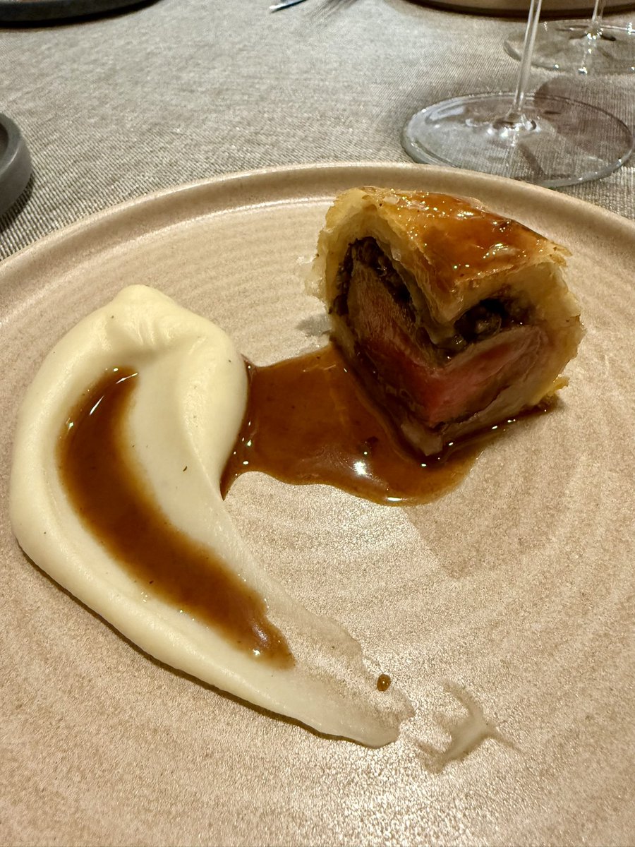 Carlos Sancha tweet media